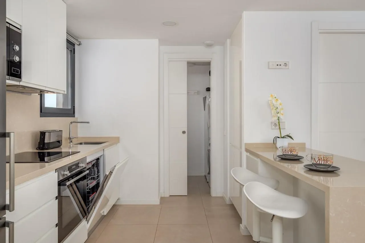 Middel Views Penthouse With Private Pool By Costarentals - Ref 154 Fuengirola Apartment